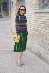 Metallic pleated skirt trend