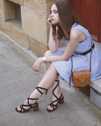 OUTFIT : BLAU-WEISS GESTREIFTES KLEIDCHEN & LACE SANDALS // READY FOR SUMMER