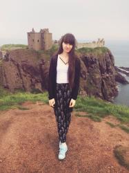 STONEHAVEN: DUNNOTTAR CASTLE 