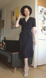 1940s navy blue dress