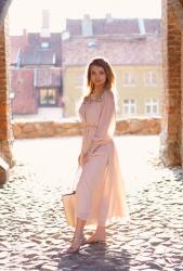 EMBROIDERED MAXI CHIFFON DRESS | szyfonowa sukienka maxi w letniej stylizacji