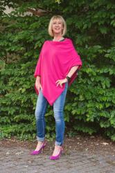 Fuchsia poncho