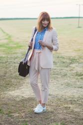 Summer Workwear: Pink Trouser Suit and the Model KT Workbag + the #iwillwearwhatilike Link Up