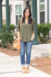 Boyfriend Jeans Made Dressy Casual + 5 Affordable Boyfriend Jean Options