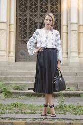 Wardrobe remix: 5 ways to wear the Romanian Blouse