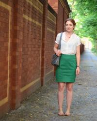 Green Slim Skirt and Umbrella Blouse