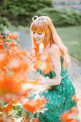 Outfit: Green Lace Dress & A Walled Garden