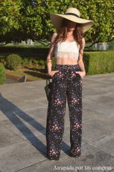 PANTALÓN PALAZZO Y CROP TOP DE ENCAJE