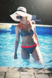 Costumi per l’estate 2016: anche le ragazze normali vanno al mare