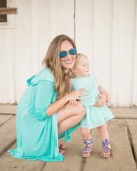 Mamas & Minis Style Collective - Summer Style Steals + $100 Visa Gift Card Giveaway!!
