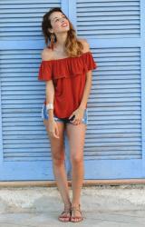 TENDENCIA OFF SHOULDER TOP