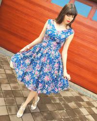 {Review} Singing the Blues: Petal Vintage Floral Swing Dress