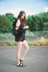 OUTFIT: Festival Style - Feathers and Ethno Print - mit Vionic Verlosung!