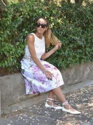 Un look romantico con la gonna Via delle Perle 