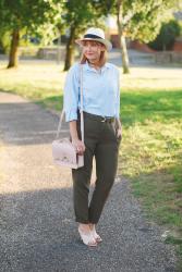 Feeling Good About Your Wardrobe When You Don't Fit into Anything Anymore | Comfy Summer Neutrals