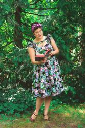 Hearts and Roses of London dress, retro heels, and Jane Eyre