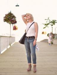 Lost love:  skinny jeans, lacy tank top, and open-toe wedge booties