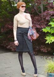 Simple Work Outfit | Black Pencil Skirt & Camel Cashmere Jumper