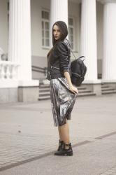 Midi Silver skirt & leather jacket