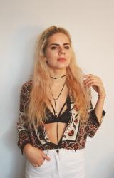 Zaful bralette&choker and POSH lip pencils 