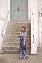 Navy & White Maxi feat. Zaful