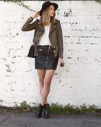 Girls to go - pleated