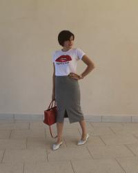 LOOK DE OFICINA CON FALDA MIDI