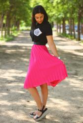 How to wear a midi skirt