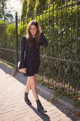 Outfit: witchy vibes in star print dress