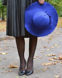 royal blue hat