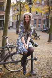Outfit: vintage romance in floral dress and lace up boots