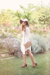 LACE DRESS + SOMBRERO ROSA