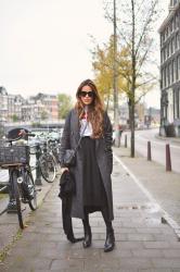 Maxi coat for a maxi Winter