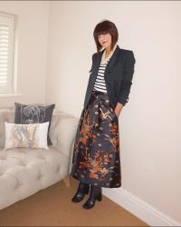 Christmas Inspiration For The Home + WIWT - Pattern Clashing With That Skirt!