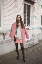 Outfit: pink scallop hem skirt