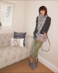 A Fab Stocking Filler + WIWT - Grey & Khaki