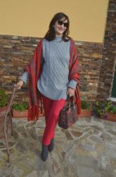 Jersey Oversize + Poncho De Cuadros