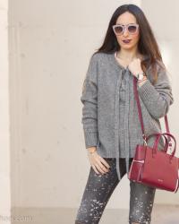 Complementos burgundy: Bolso Acosta y zapatos de terciopelo 