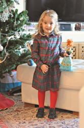 Look Bambina per Natale: Vestitino Tartan e stringate Glitter