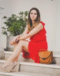 Un vestido rojo