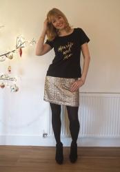 A Sparkle Tee Shirt, A Gold Sequin Mini Skirt and My New Year's Resolutions.