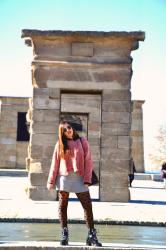 Look of the day:  With polka dots around Madrid