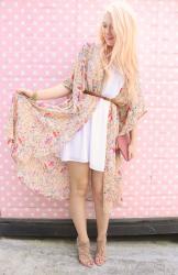 {Outfit}: Beige Floral Summer Kimono