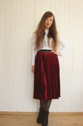 Velvet Midi skirt
