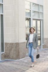 the perfect “mom jeans”