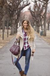 How to wear a checkered shirt