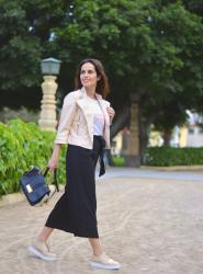 OUTFIT CON CULOTTE Y CAMISETA