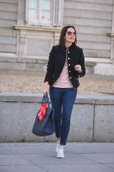 OUTFIT NAVY CON CONVERSE