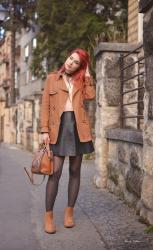 Styling a mini leather skirt