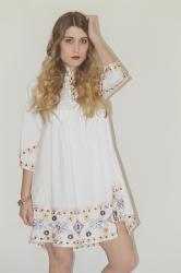 METISU EMBOIDERED FLORAL DRESS